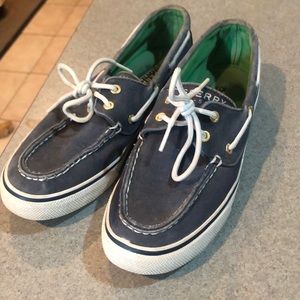 Sorry sliders — Navy!